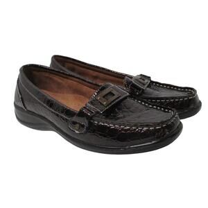 Sag Harbor Women's Slip On Choc. Brown Loafer Shoes Size 7.5M